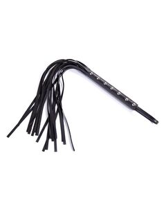 Черная плеть с металлическими вставками 