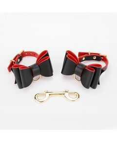 Наручники с бантиком черно-красные 