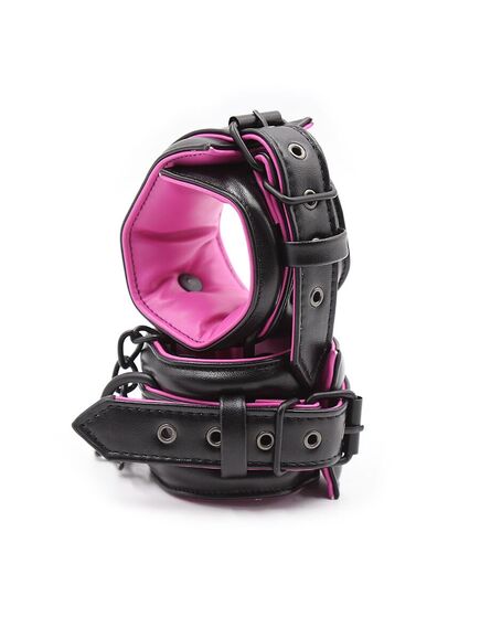 Оковы из искусственной глянцевой кожи 