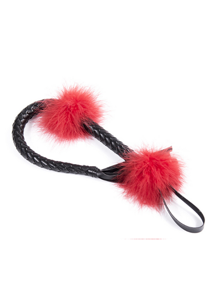 Плеть с меховой рукоятью черно-красного цвета , изображение 2