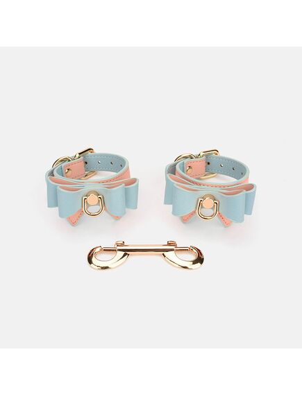 Наручники с бантиками 