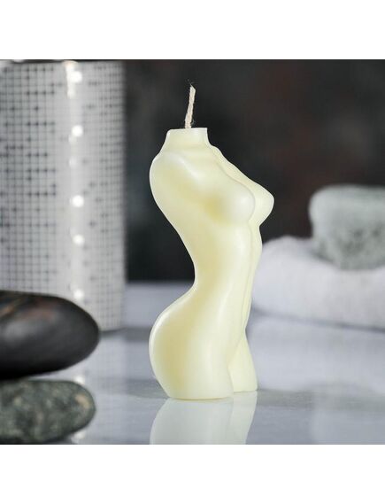 Фигурная свеча "Женское тело №1" молочная, 9см , изображение 3