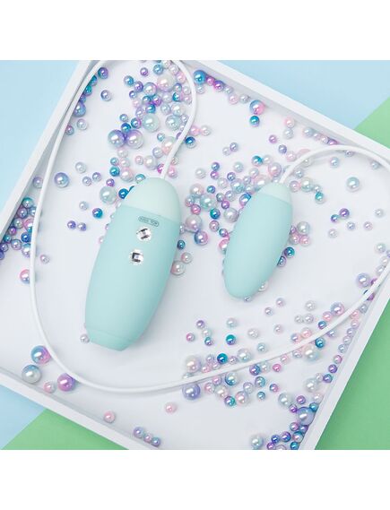 Вакуумно-волновой стимулятор клитора с виброяйцом KisToy "Miss VV" , изображение 6